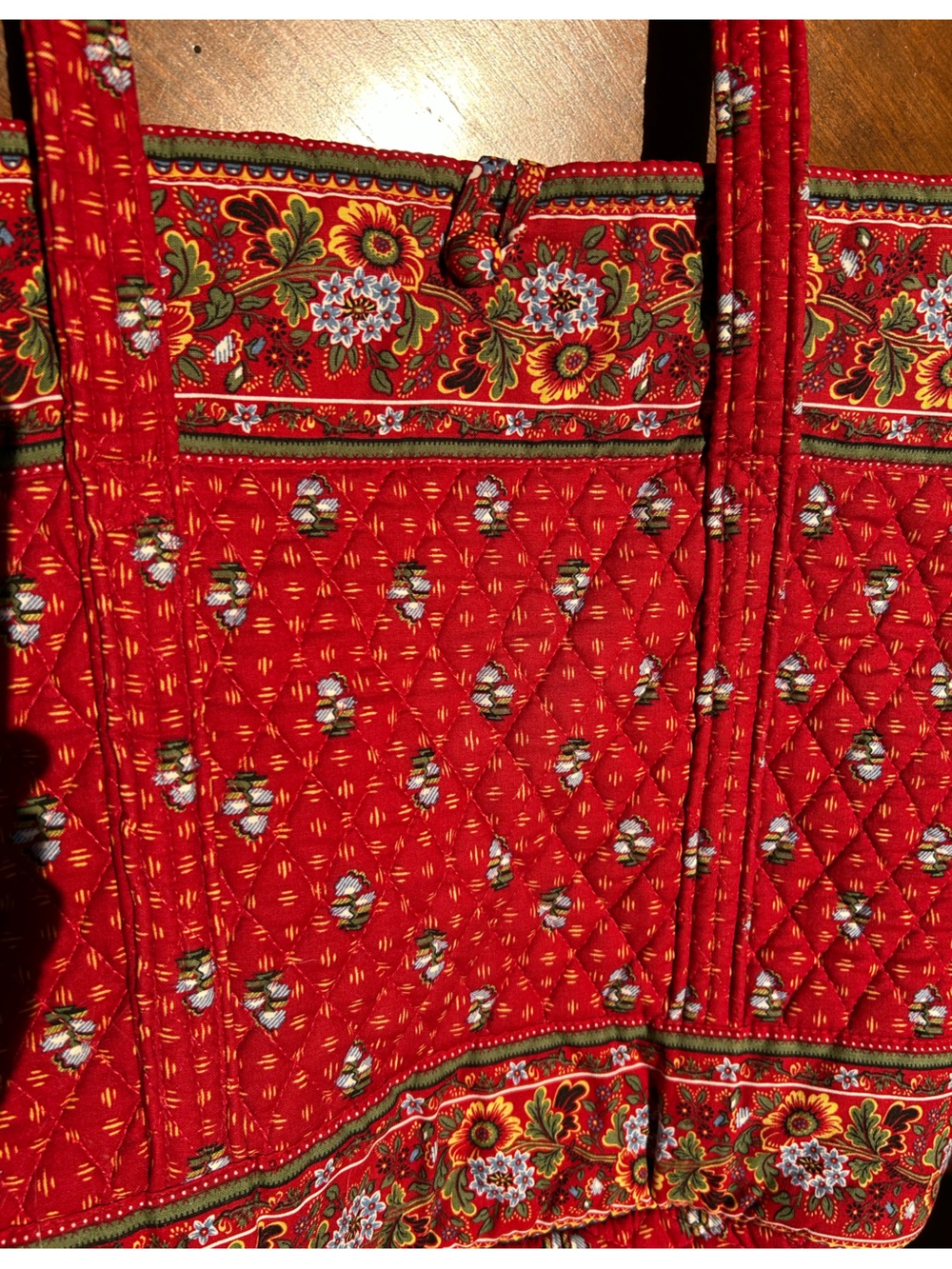 Vera Bradley Lg Quilted Floral Red Tote Bag. Bonus! W/ Matching Pouch-exc shape! - Picture 7 of 15